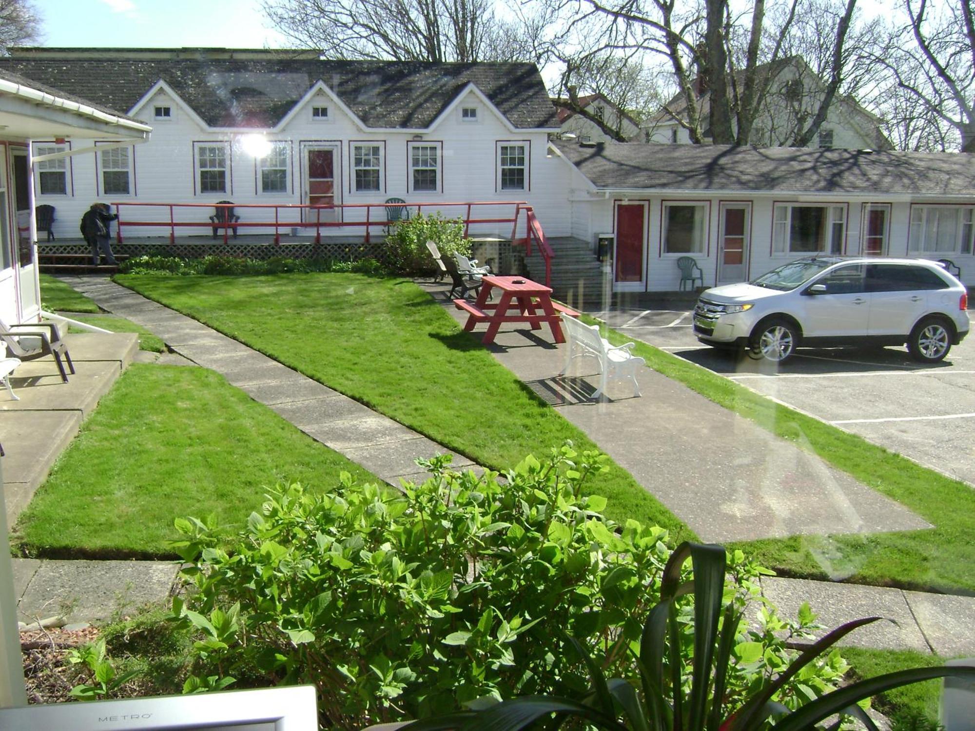 Lakelawn B&B And Motel Yarmouth Exterior foto